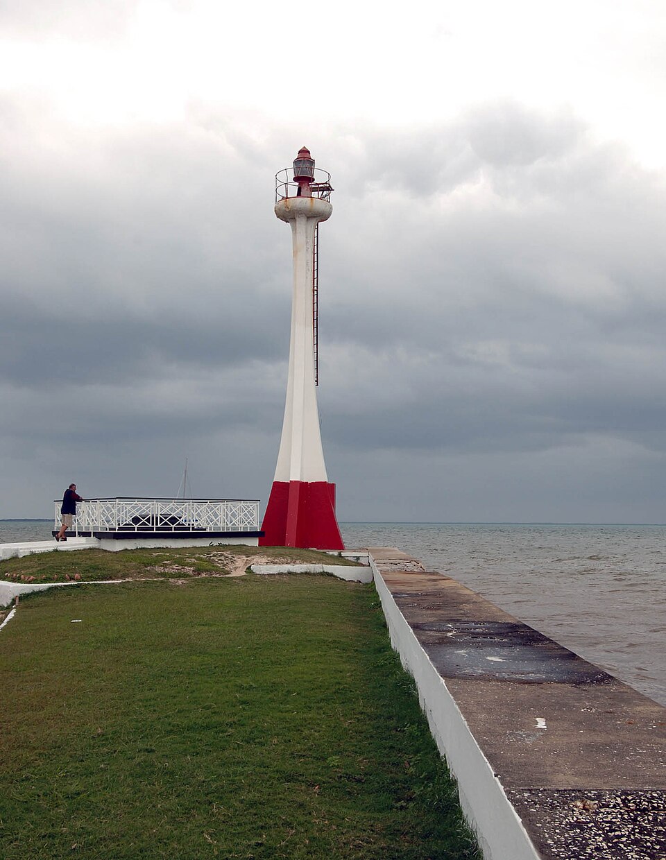 Fort George Lighthouse and Baron Bliss's Tomb