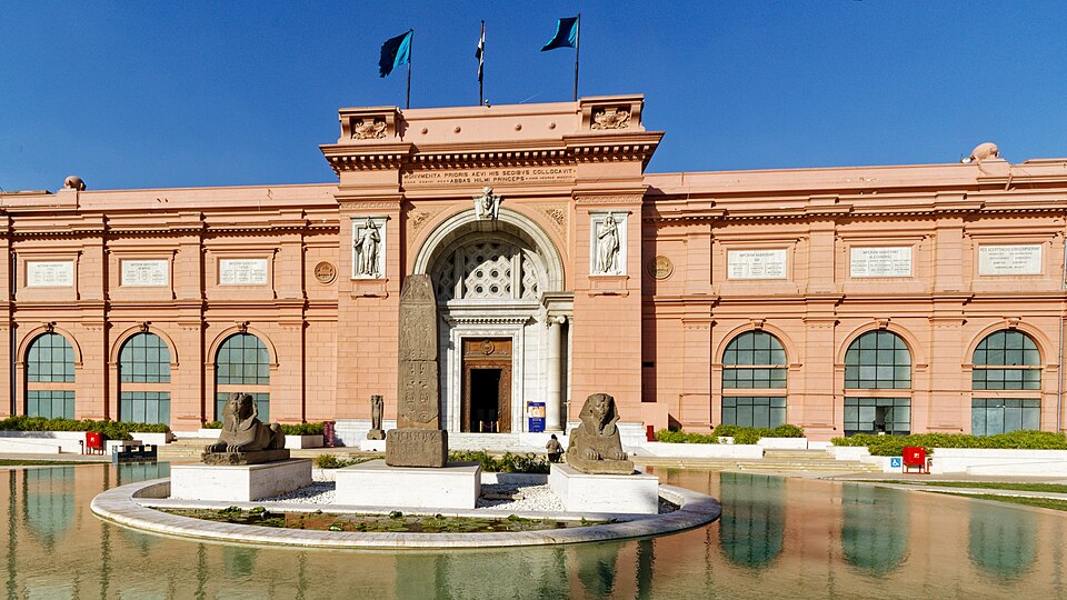 Egyptian Museum, Tahrir Square