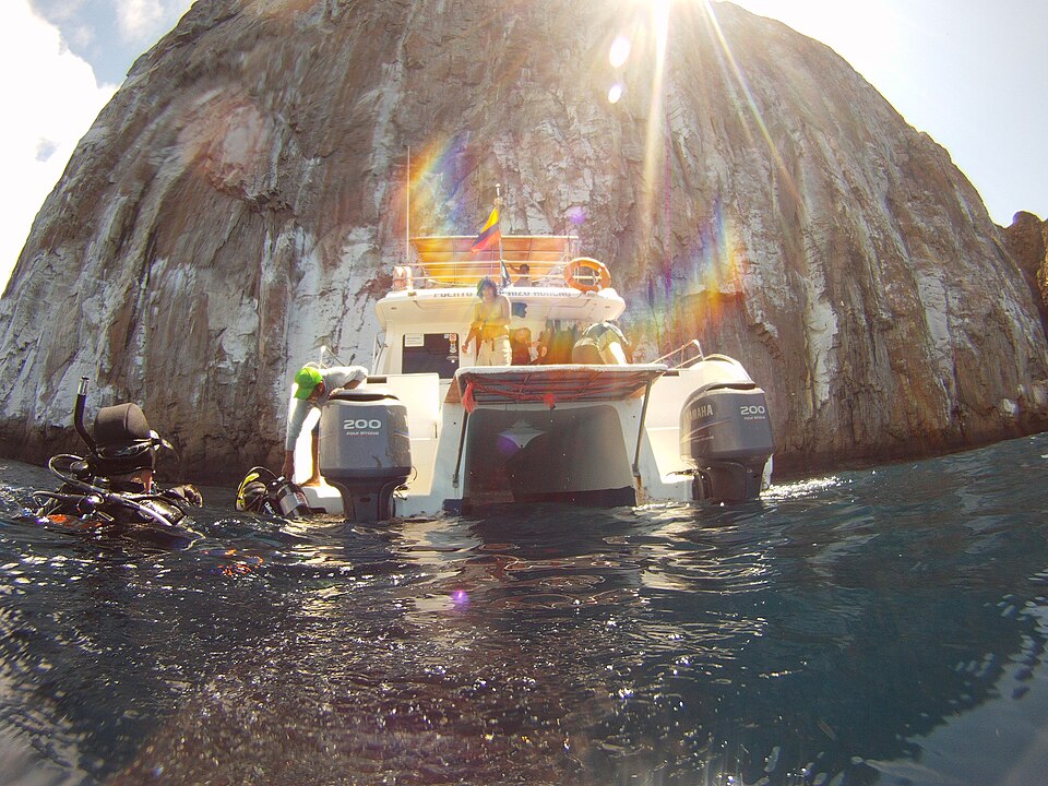 Kicker Rock (León Dormido)