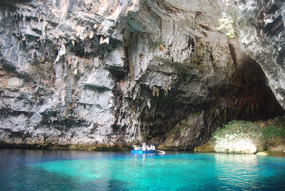 Podzemní jezero Melissani