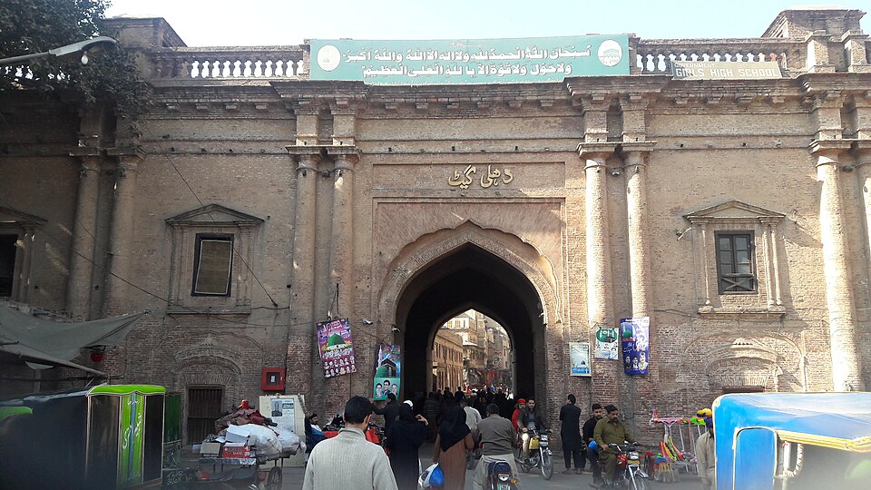 Old City and Delhi Gate
