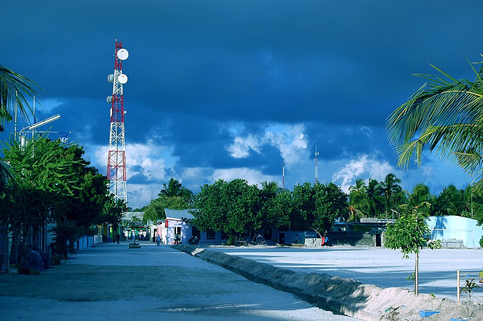 Maafushi a místní ostrovy