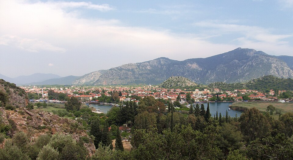 Dalyan a skalní hrobky