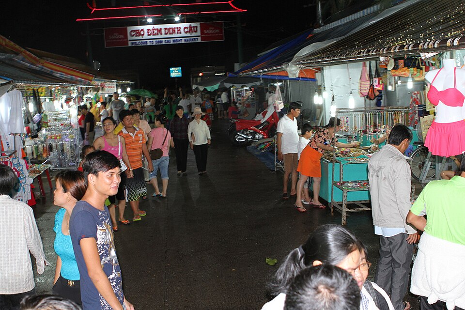 Chrám Dinh Cau